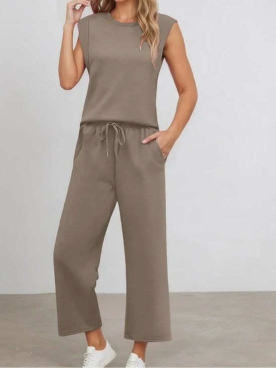 sampeef Pants - NWT Sampeef Two Piece Set ✨🥥